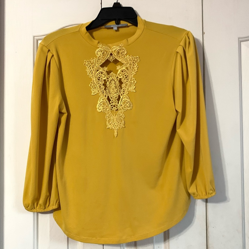 Yellow long sleeve blouse with open chest